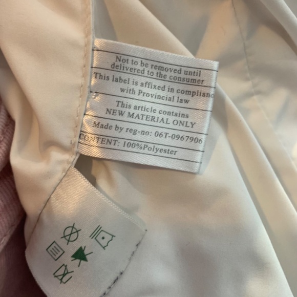 Roots Women’s Puffer Jacket - Picture 4 of 5